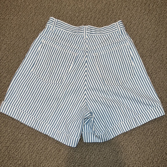 Striped Vintage Mom Shorts - Picture 2 of 3